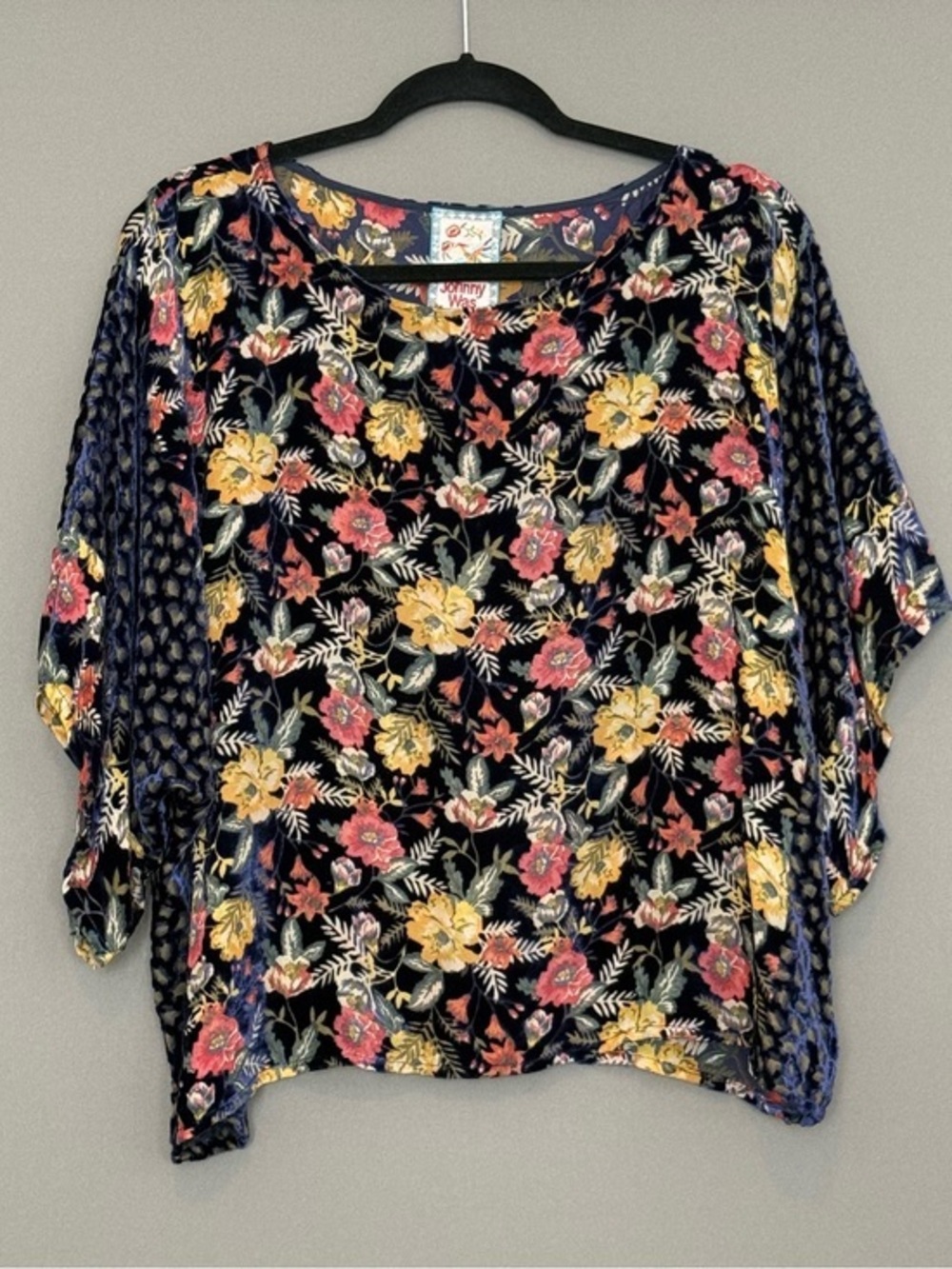 Johnny Was Floral Silk Velvet Burnout Blouse Womens M Medium Boho Luxe Whimsy